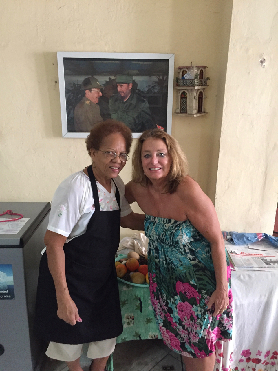 Cuba 2018-casa lady , senrora Diosnilda with fidel.jpg