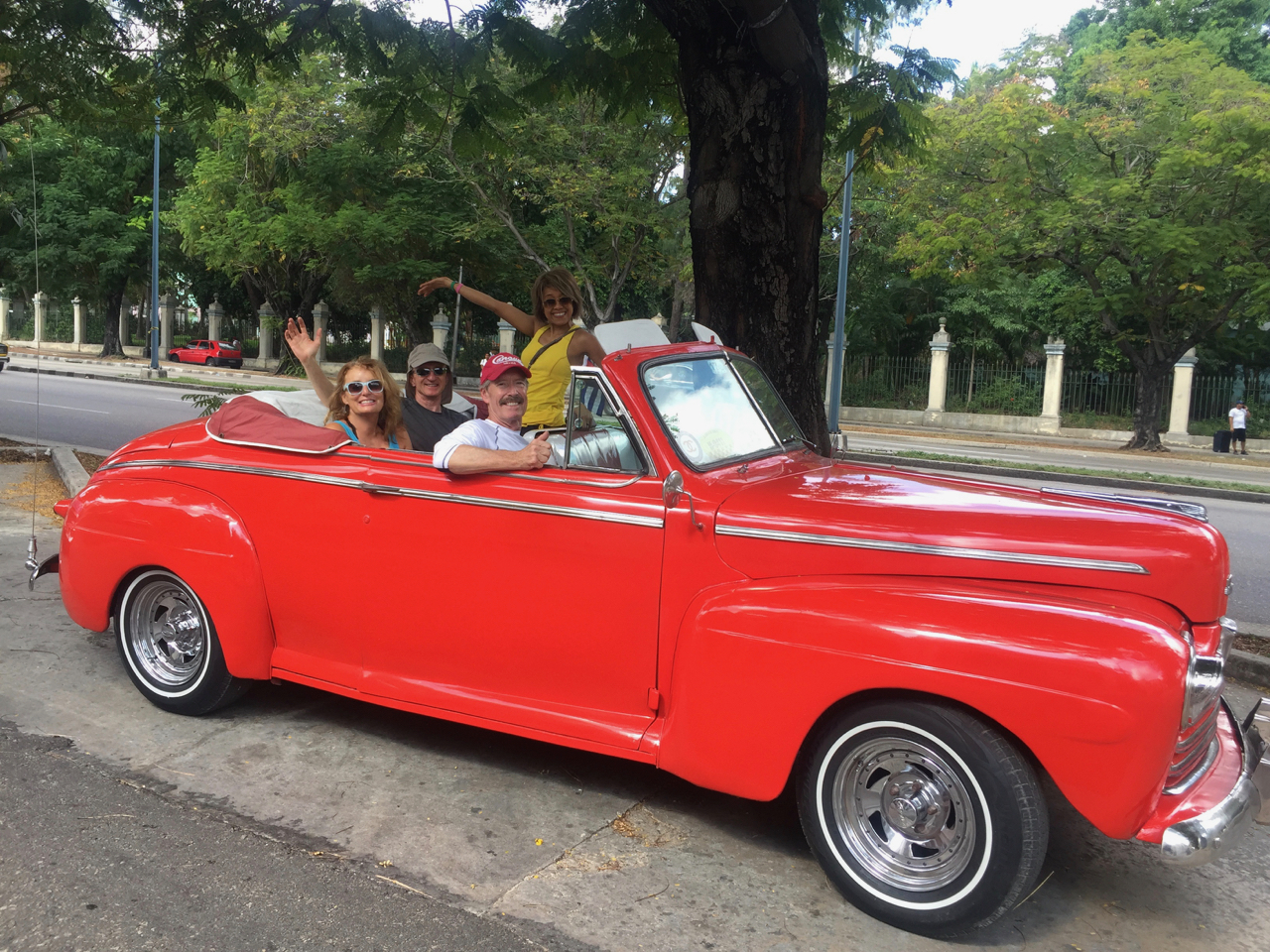 Cuba 2018cyn-cleo, paul, rian-convertible.jpg